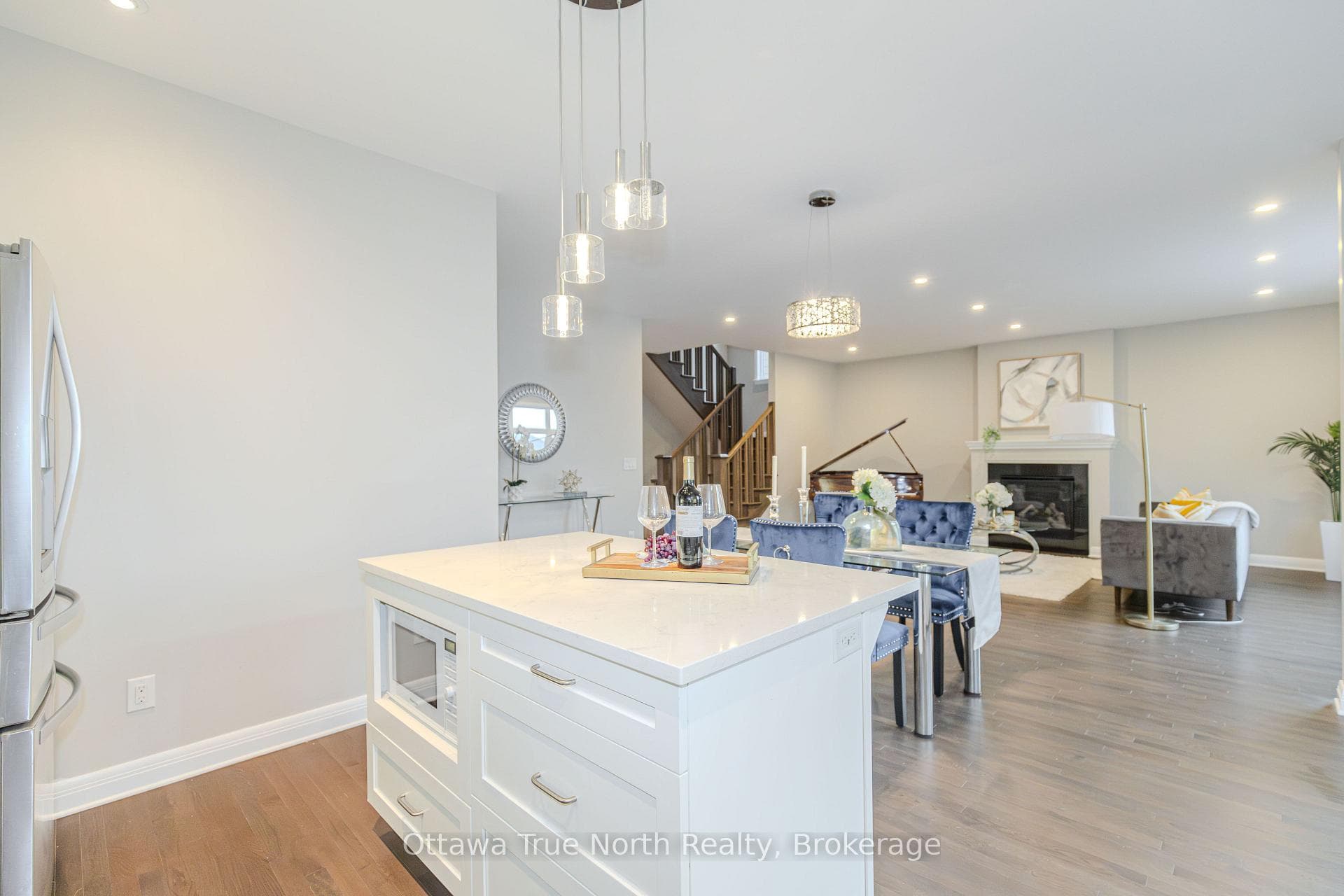 373 Huntsville Drive photo 22