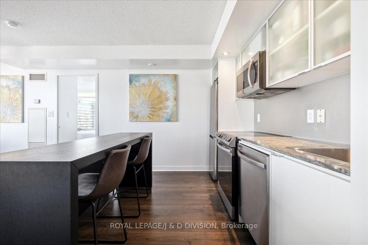 25 Telegram Mews Unit 2612 photo 11