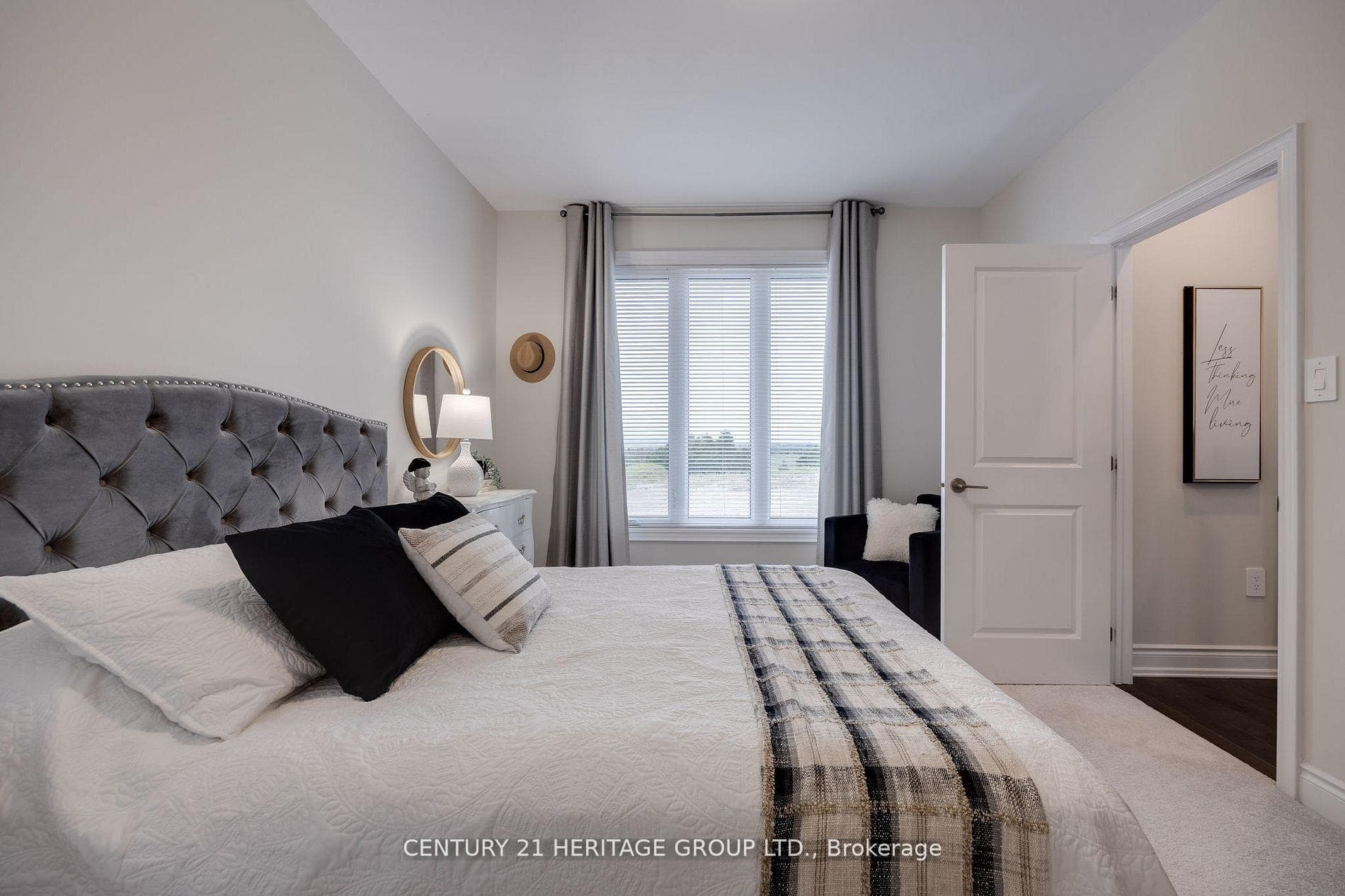 100 Summerhill Drive photo 16