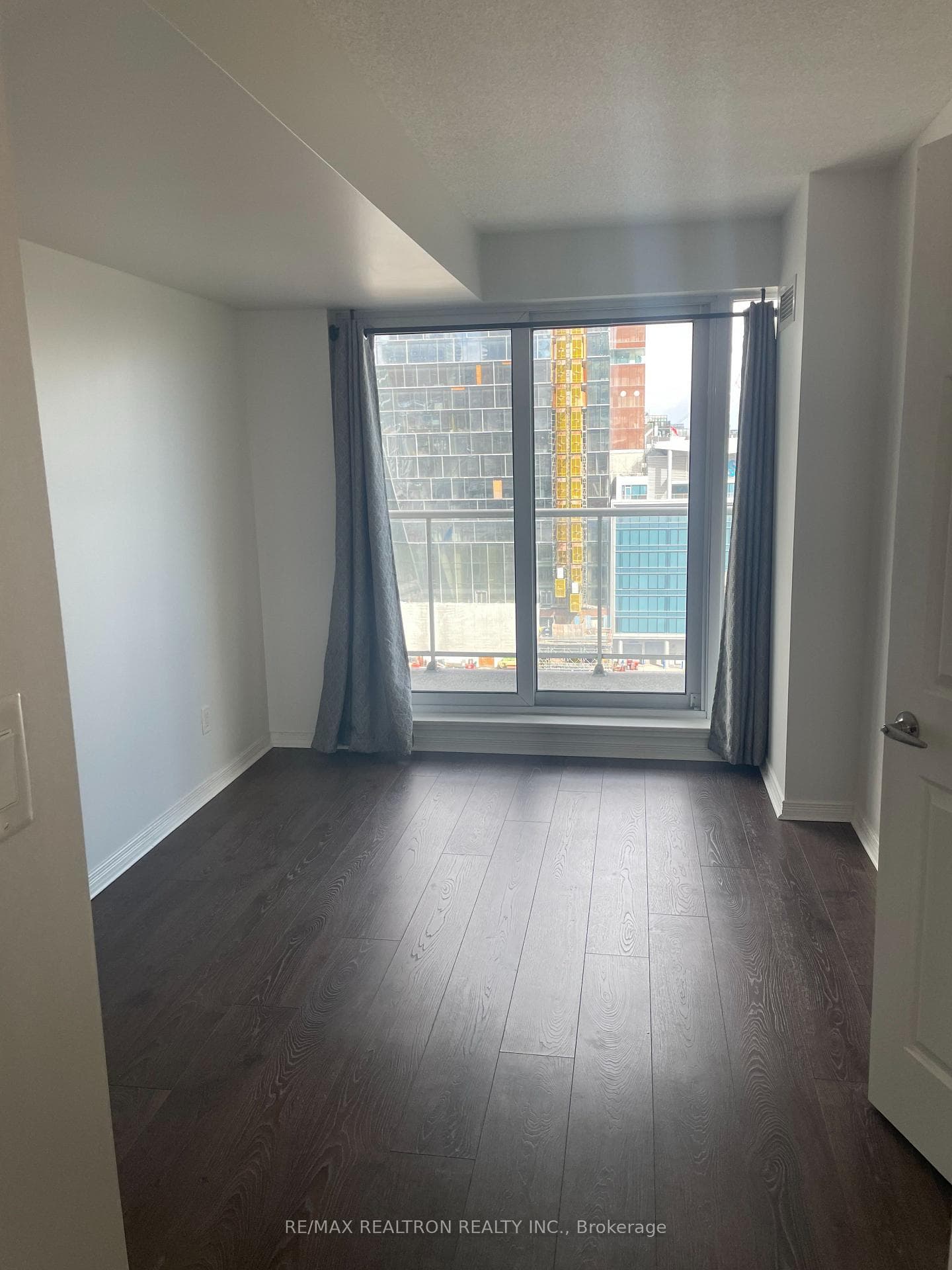 230 King Street Unit 1601 photo 11