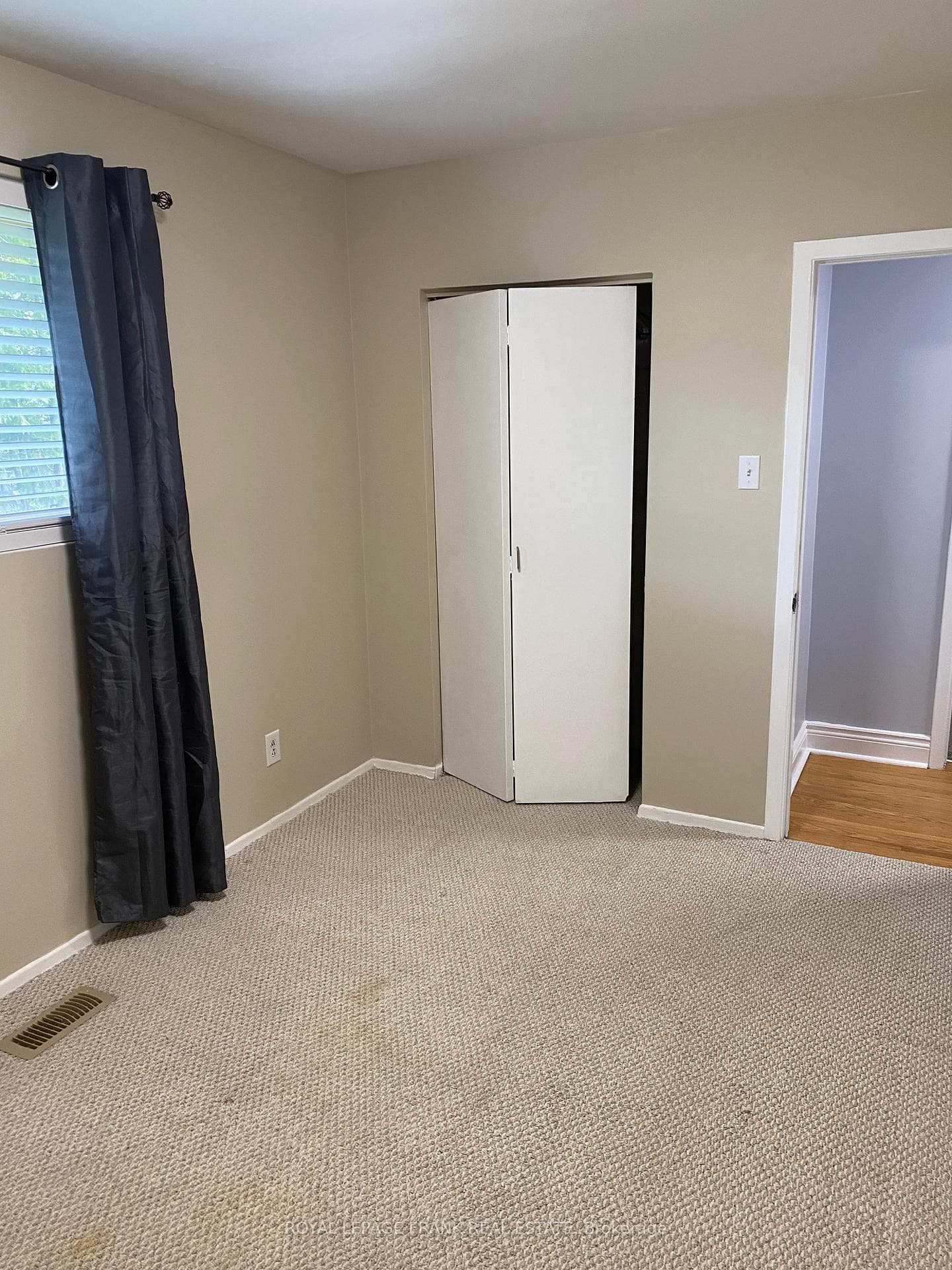 226 Parlette Avenue photo 32