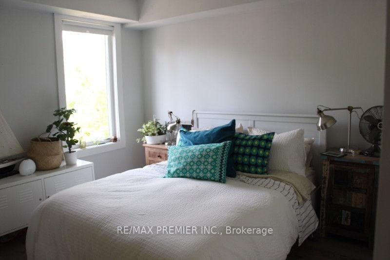 50 Pape Avenue photo 9