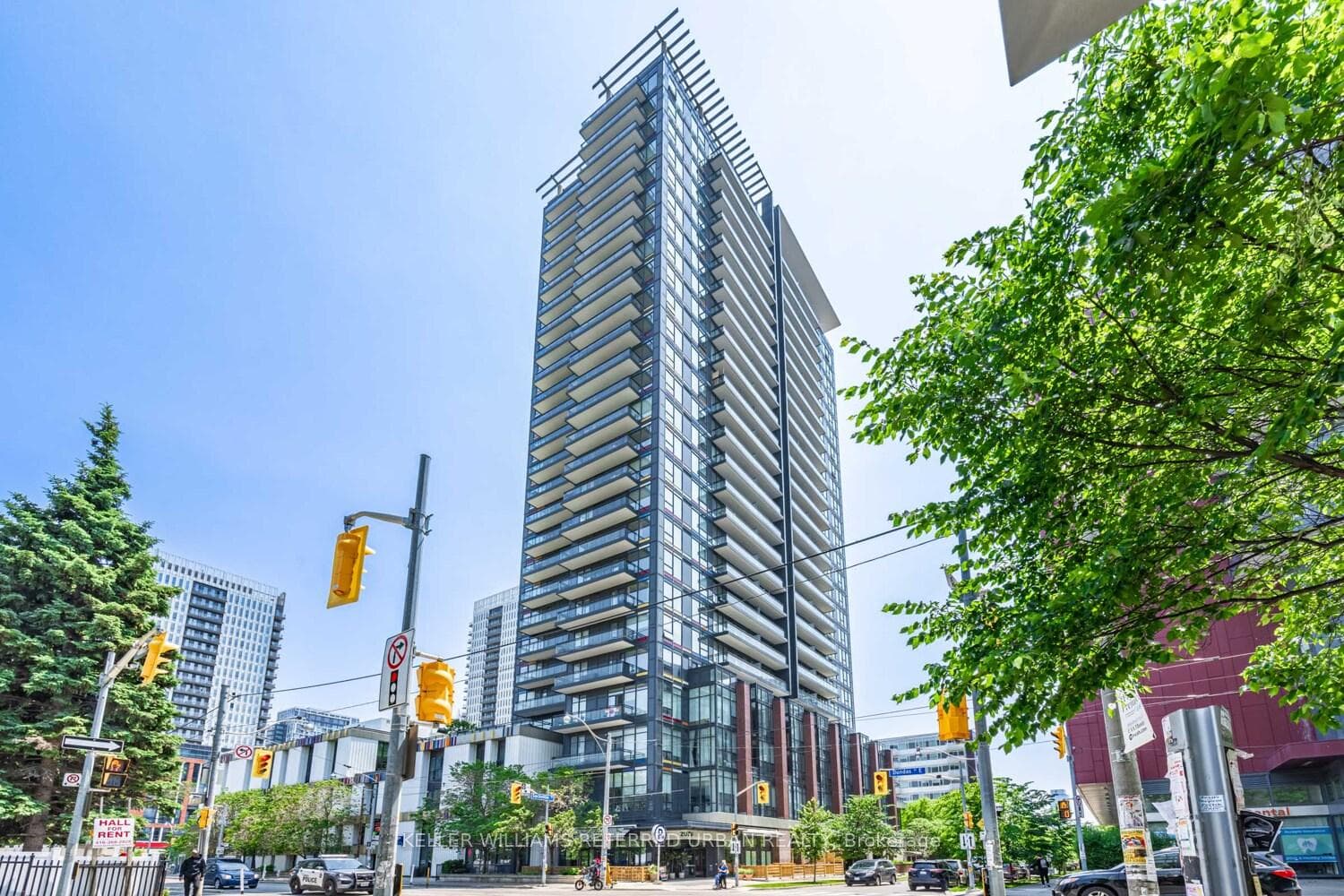 225 Sackville Street Unit 704 photo 1