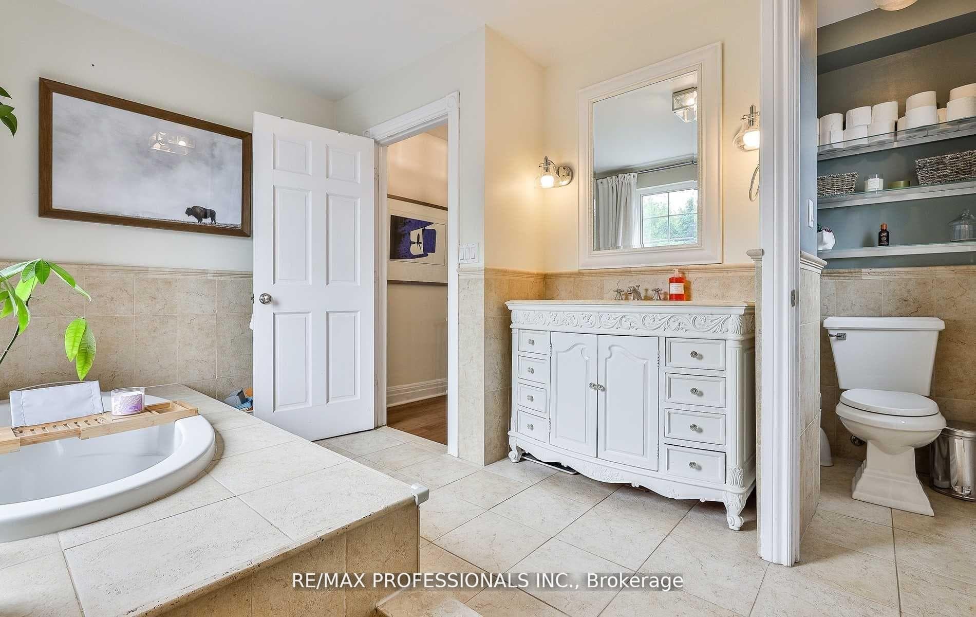 82 Alton Avenue photo 8