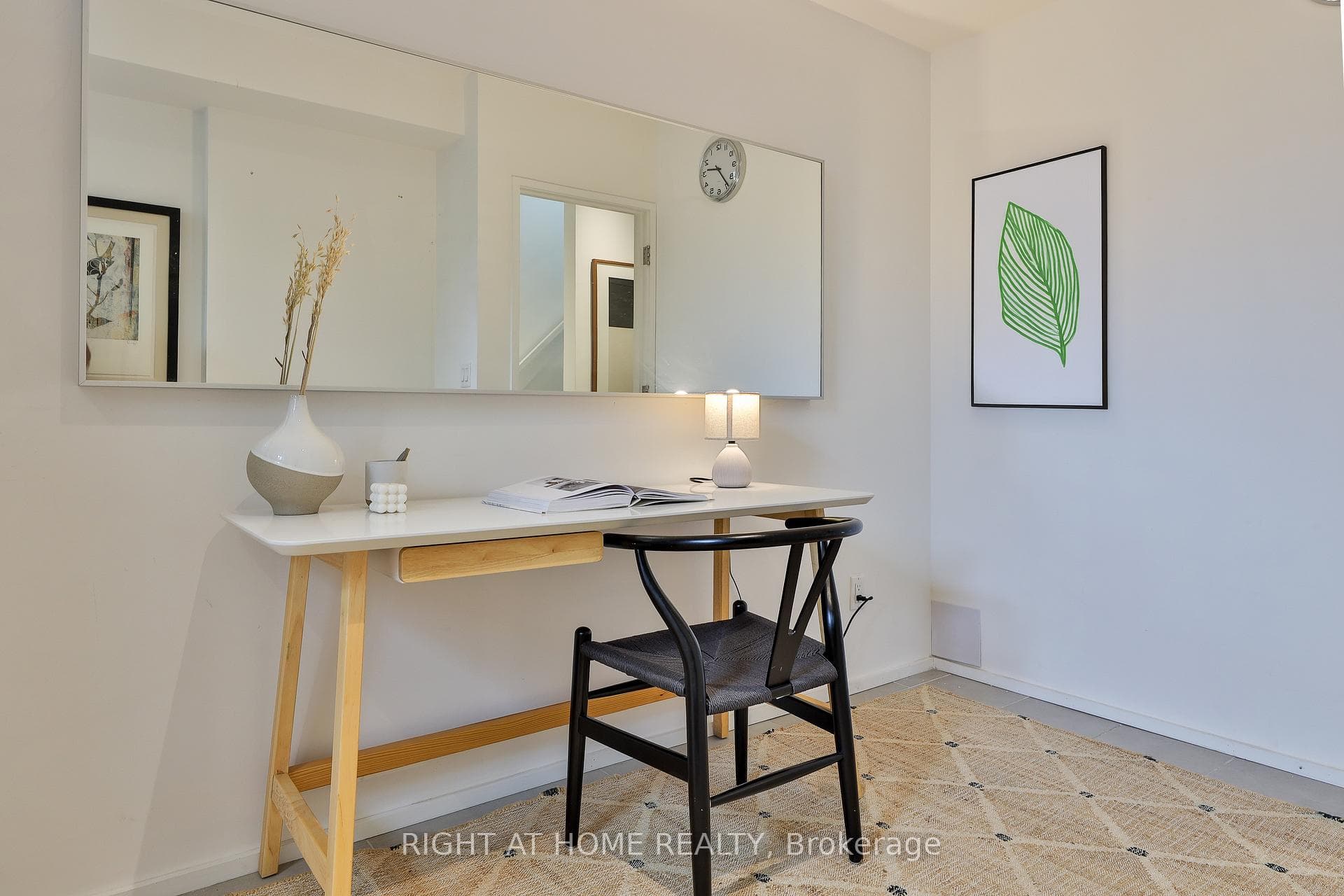 207 Claremont Street photo 30