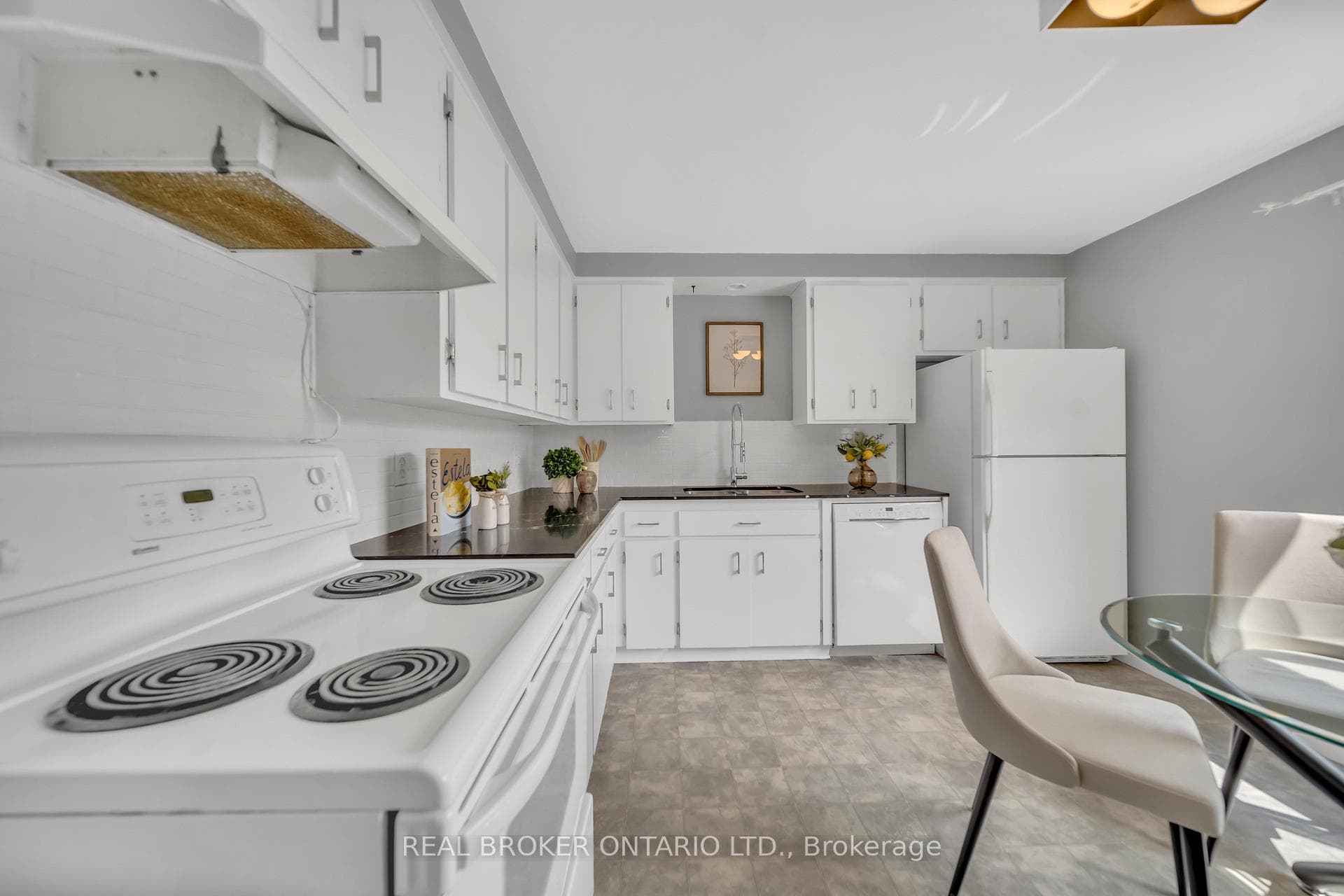 22 Northview Heights Drive photo 9