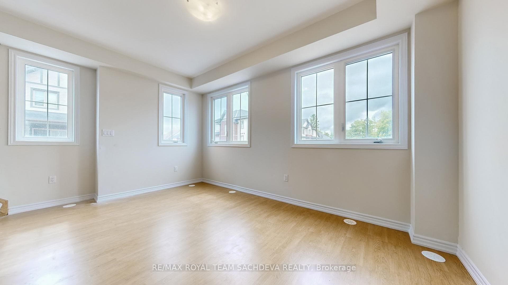 2 Malone Lane photo 16