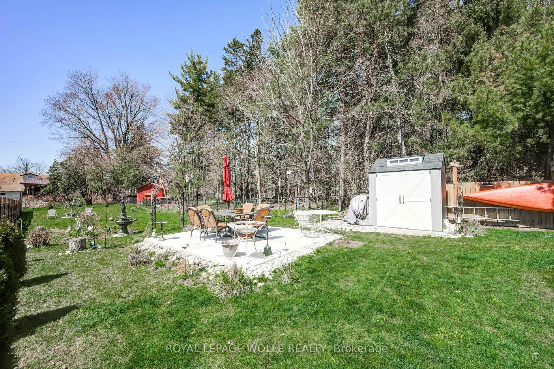 131 Tamarack Boulevard photo 26