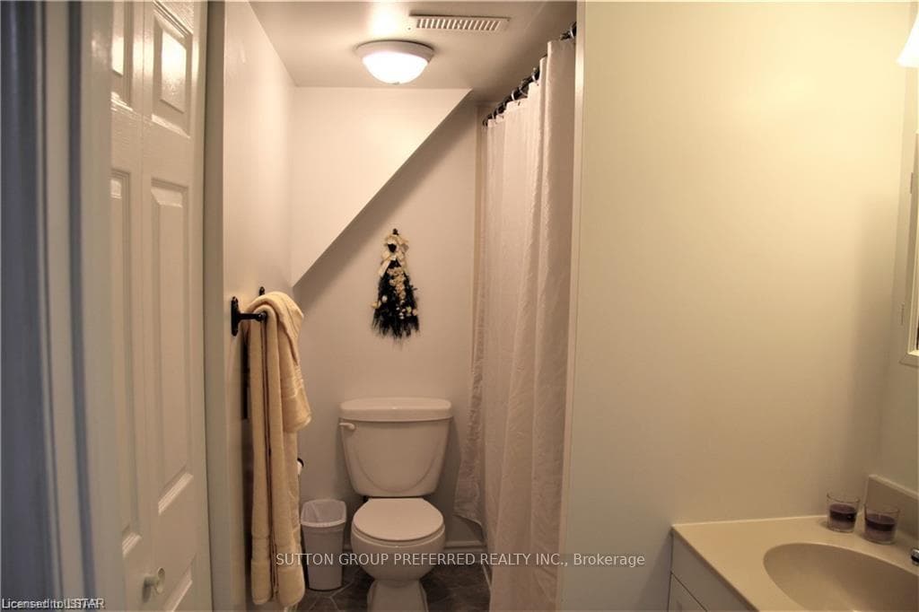 360 Oakland Avenue photo 15