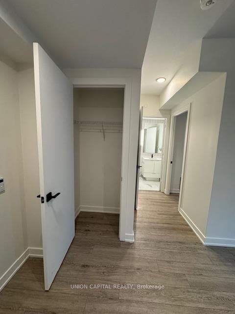 327 King Street Unit 1405 photo 3