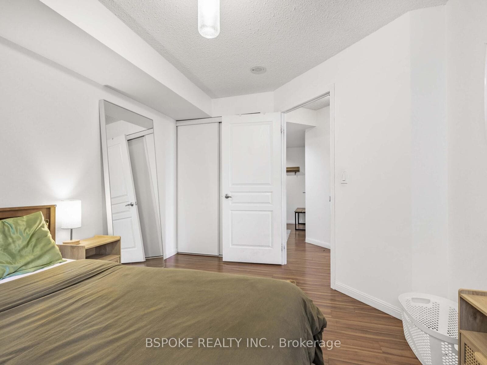 140 Simcoe Street Unit 304 photo 12