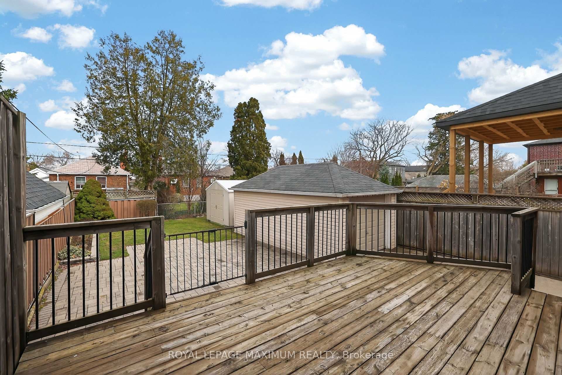 163 Durant Avenue photo 33