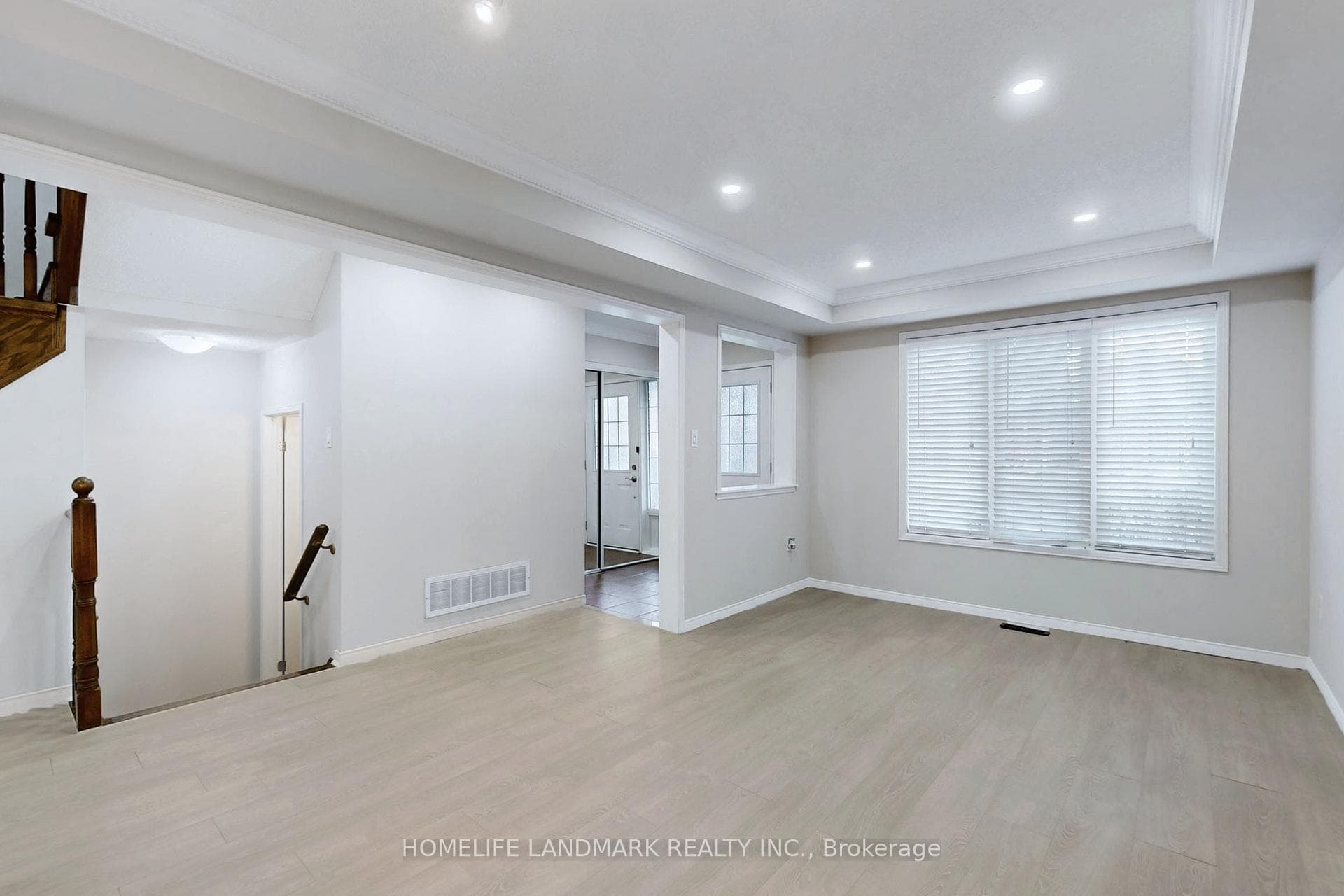 234 Gas Lamp Lane photo 3