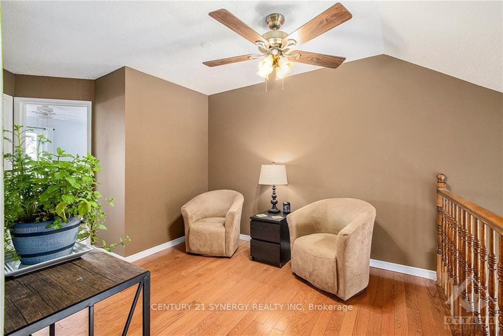 4485 HARPER Avenue photo 14