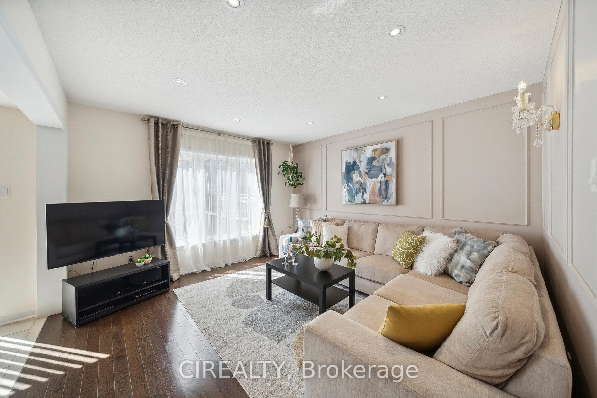 68 Westcliffe Crescent photo 7