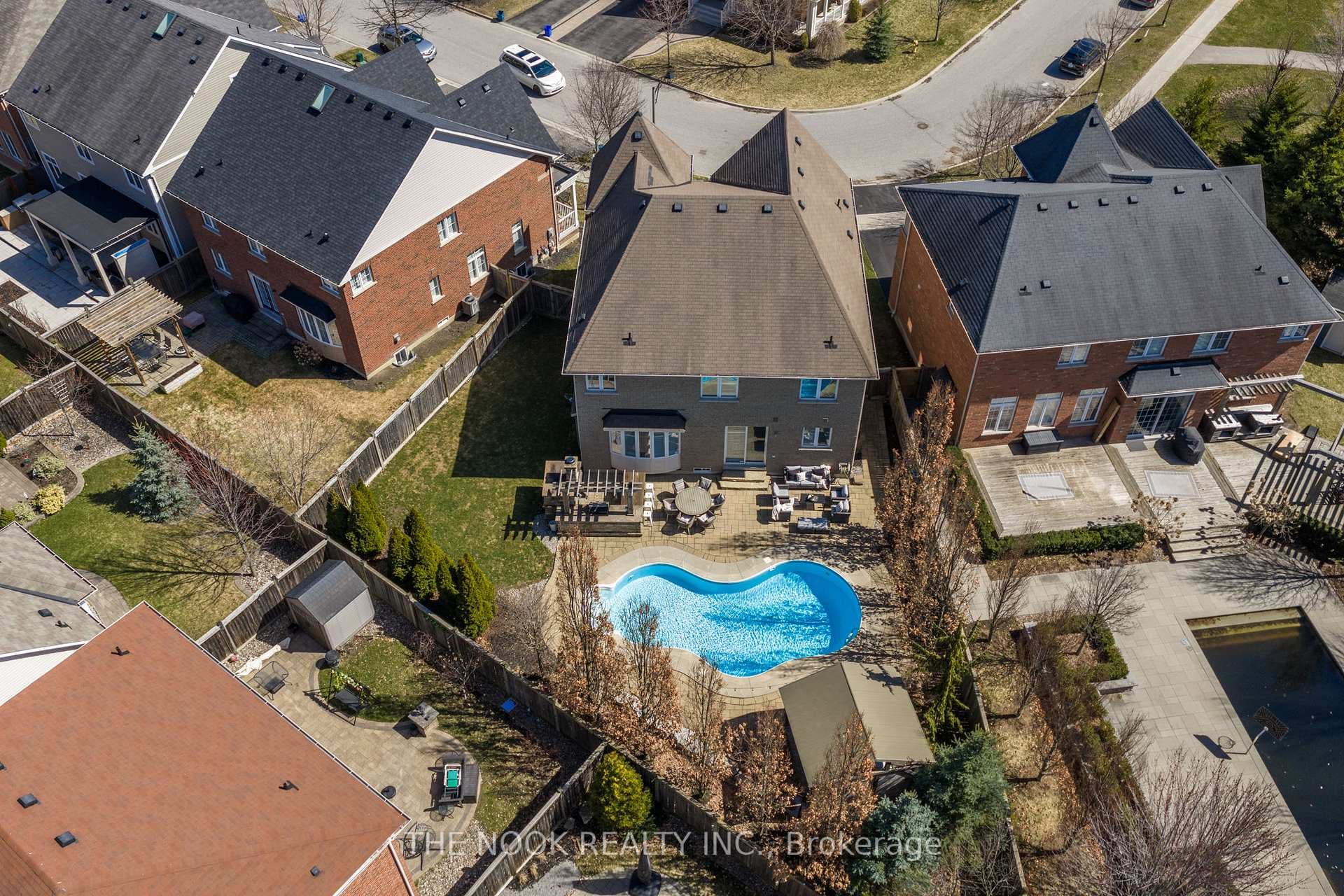 52 Gerry Ravary Place photo 47