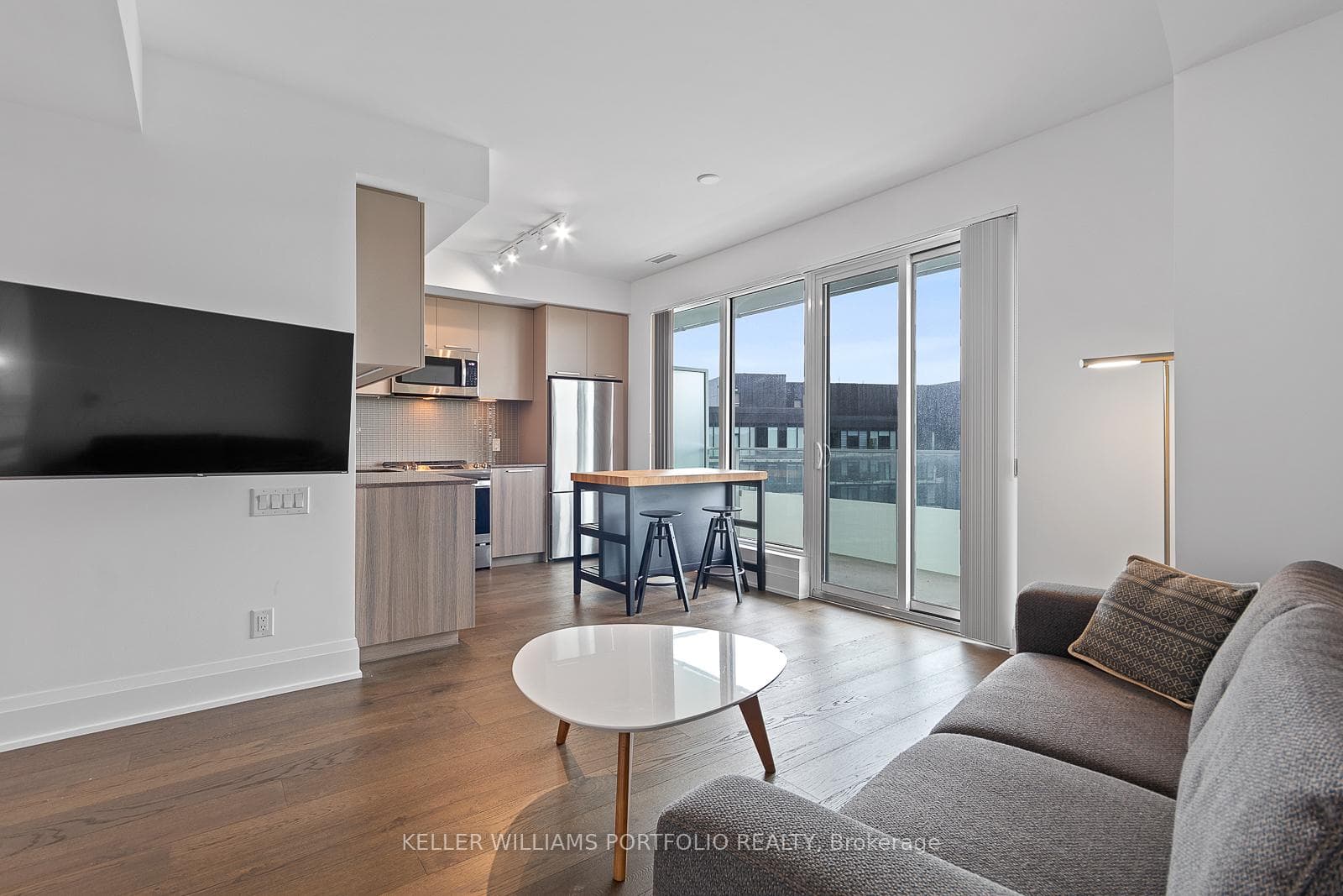 20 Brin Drive Unit 809 photo 6