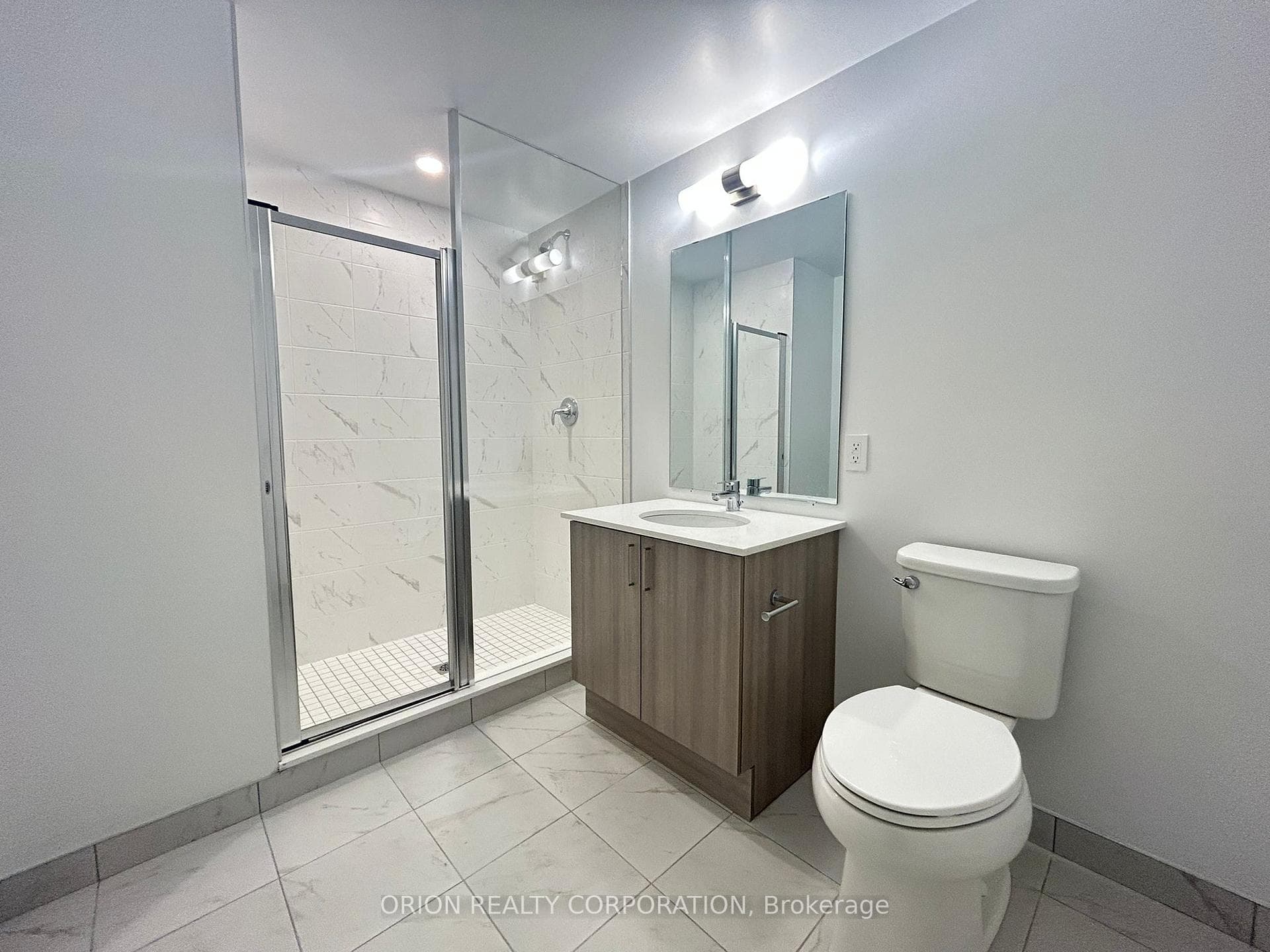 556 Marlee Avenue Unit 402 photo 17