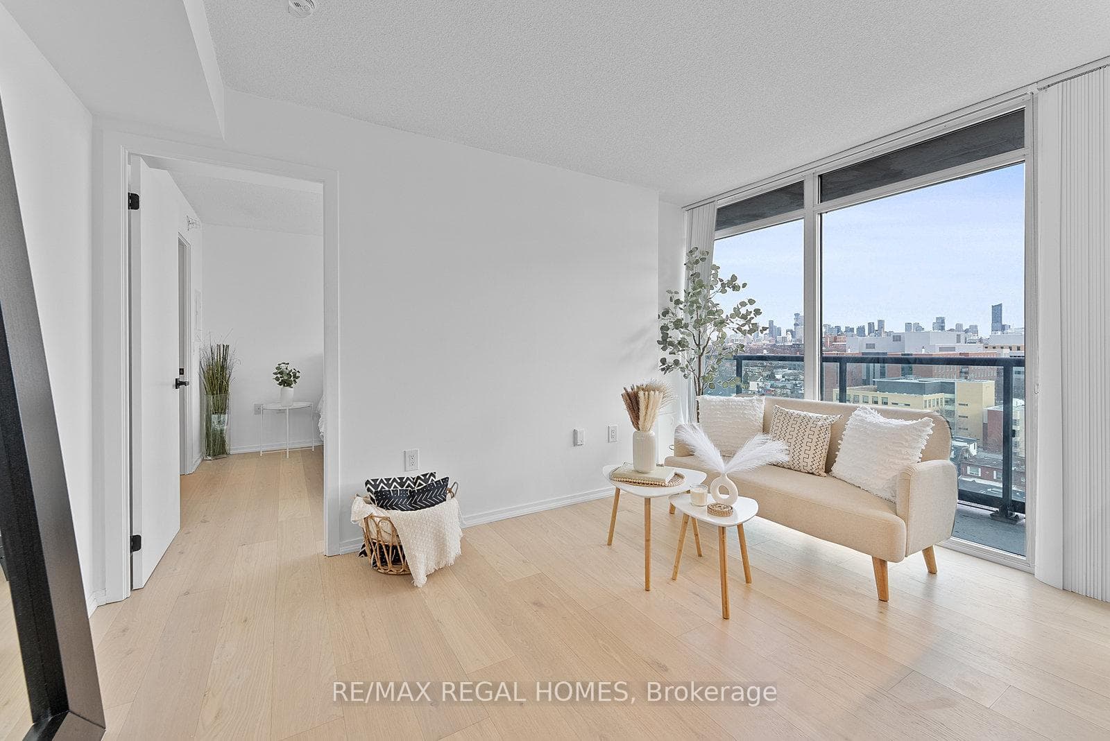 36 Lisgar Street Unit 1201E photo 4