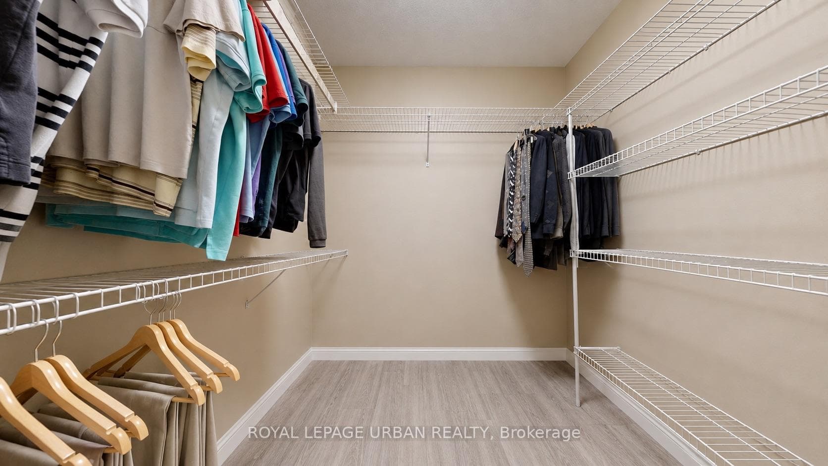 Primary has Large Walk-In Closet