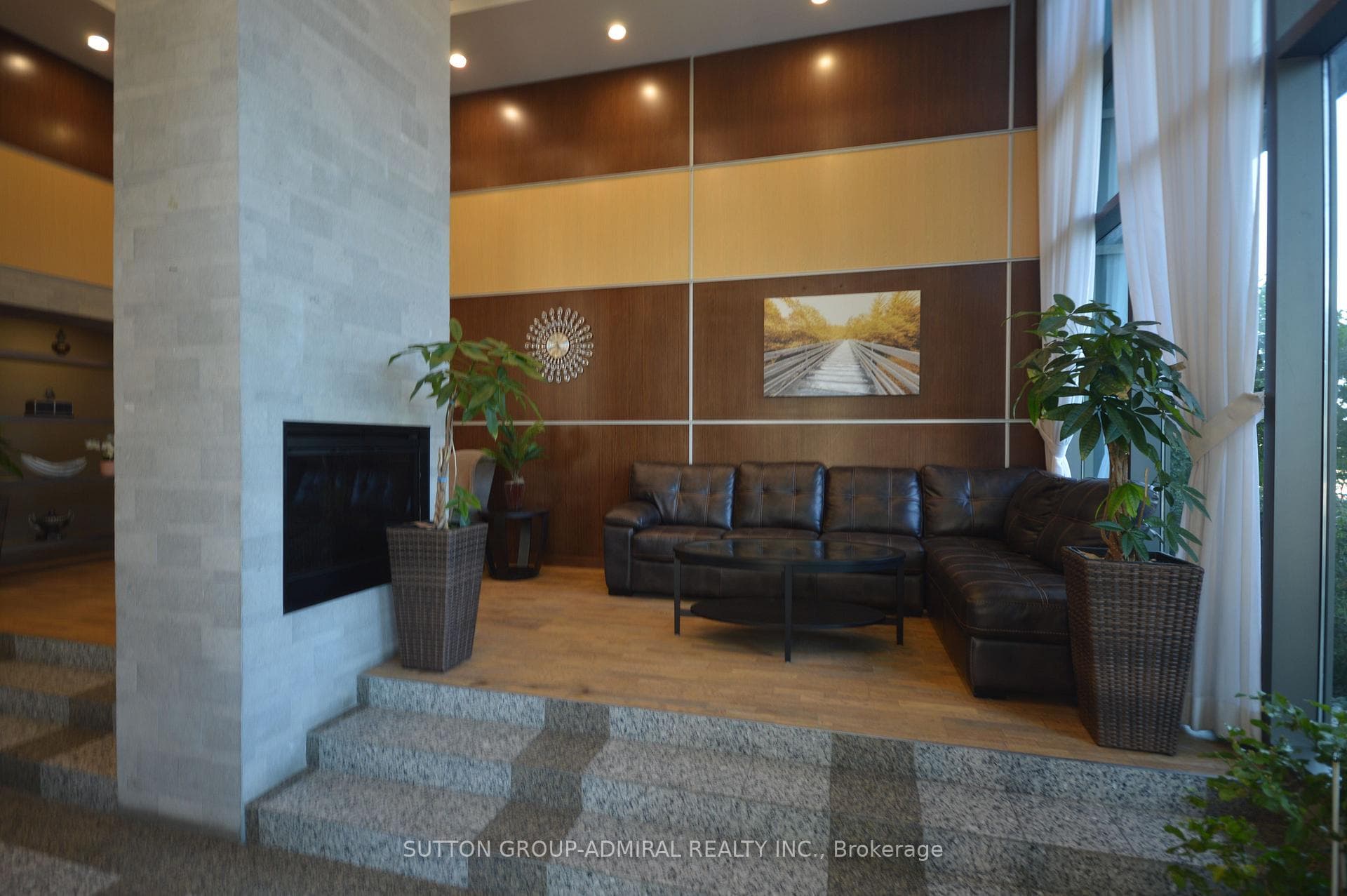 88 Grangeway Avenue Unit 310 photo 28