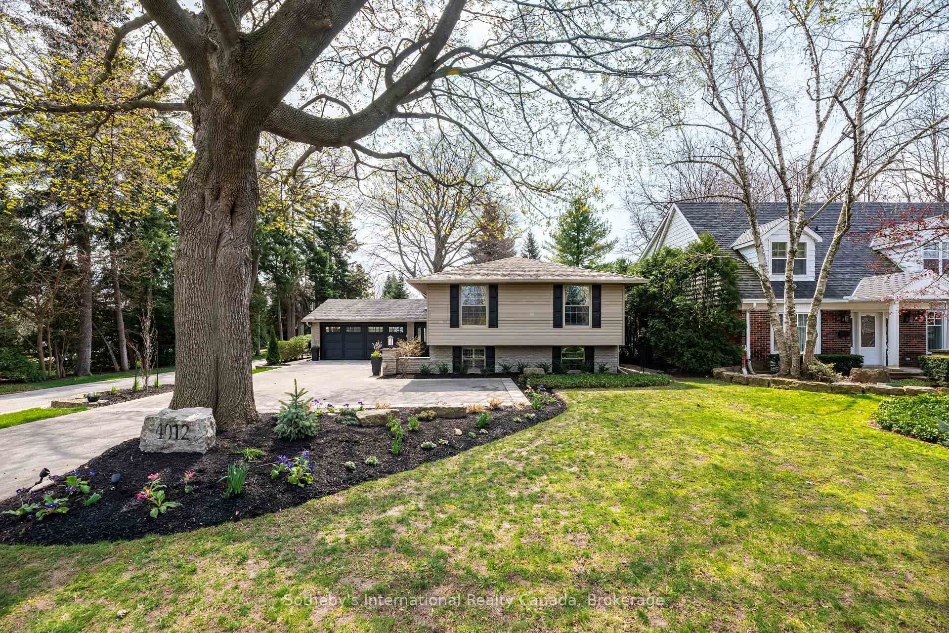 4012 Lakeshore Road - Raised Bungalow