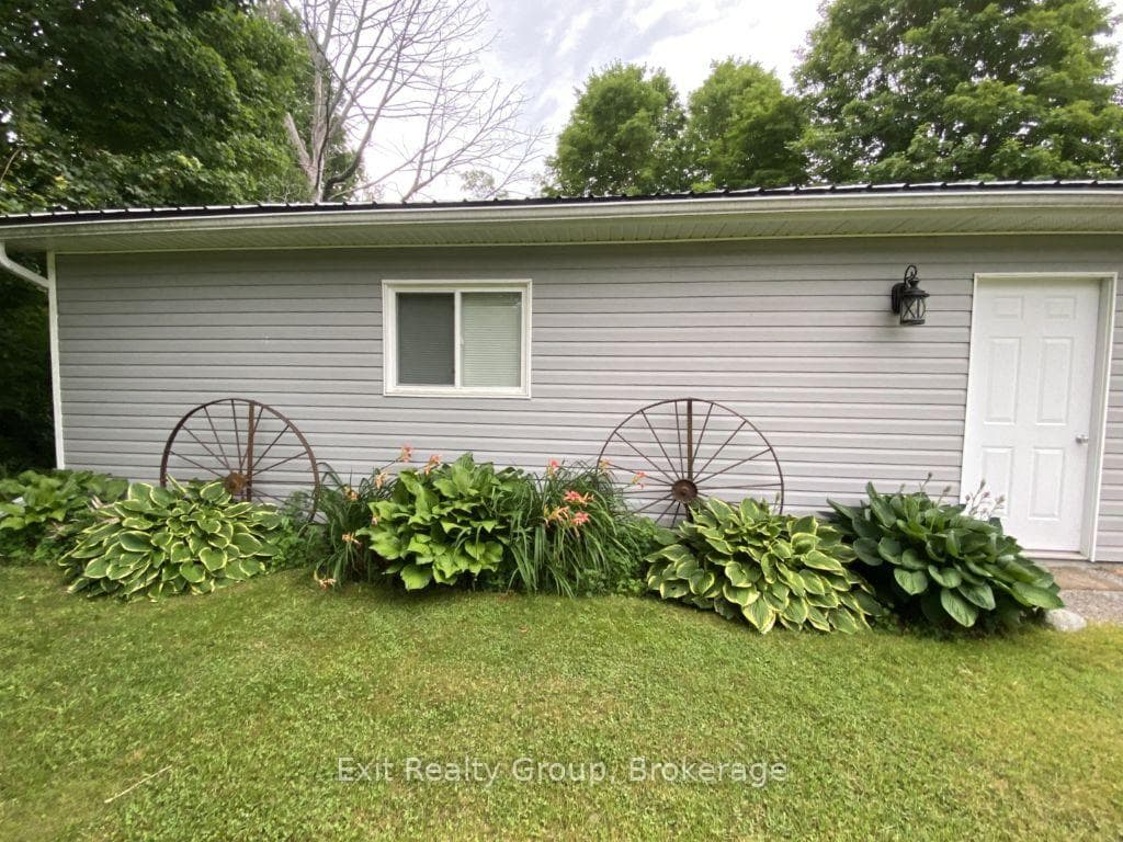 15369 Little Lake Road photo 2