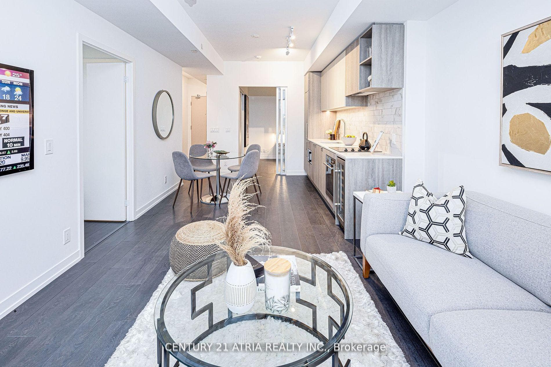 2020 Bathurst Street Unit 1718 photo 6