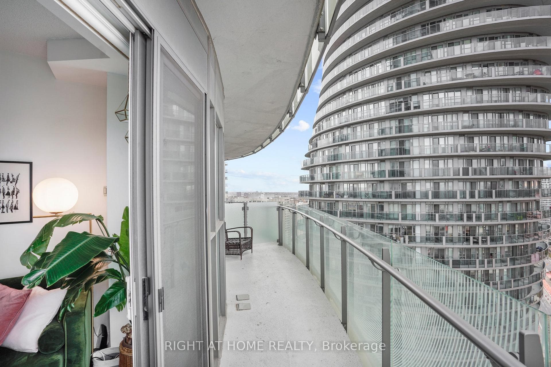 50 Absolute Avenue Unit 2405 photo 23