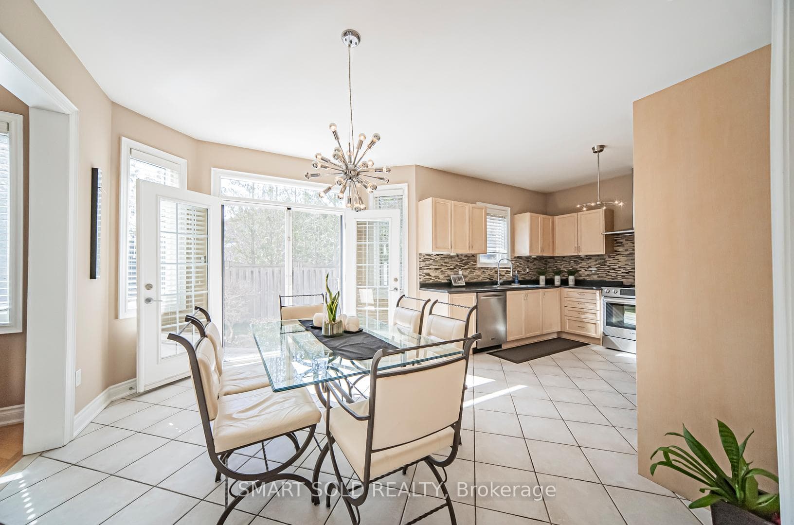60 Chagall Drive photo 16