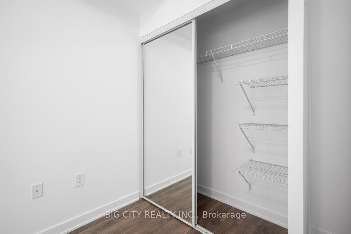 100 Eagle Rock Way Unit 210 photo 13