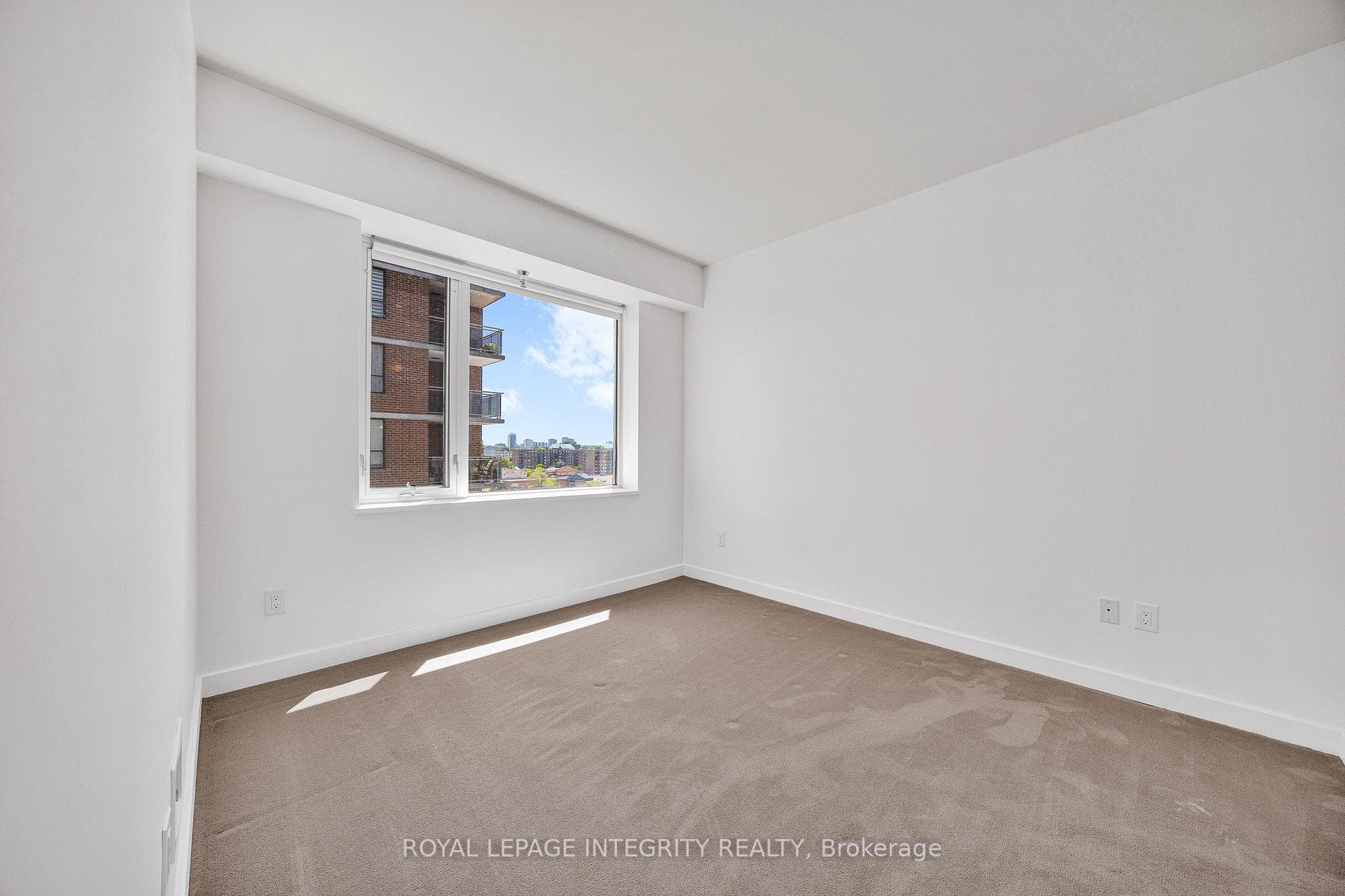 201 Parkdale Avenue Unit 902 photo 27