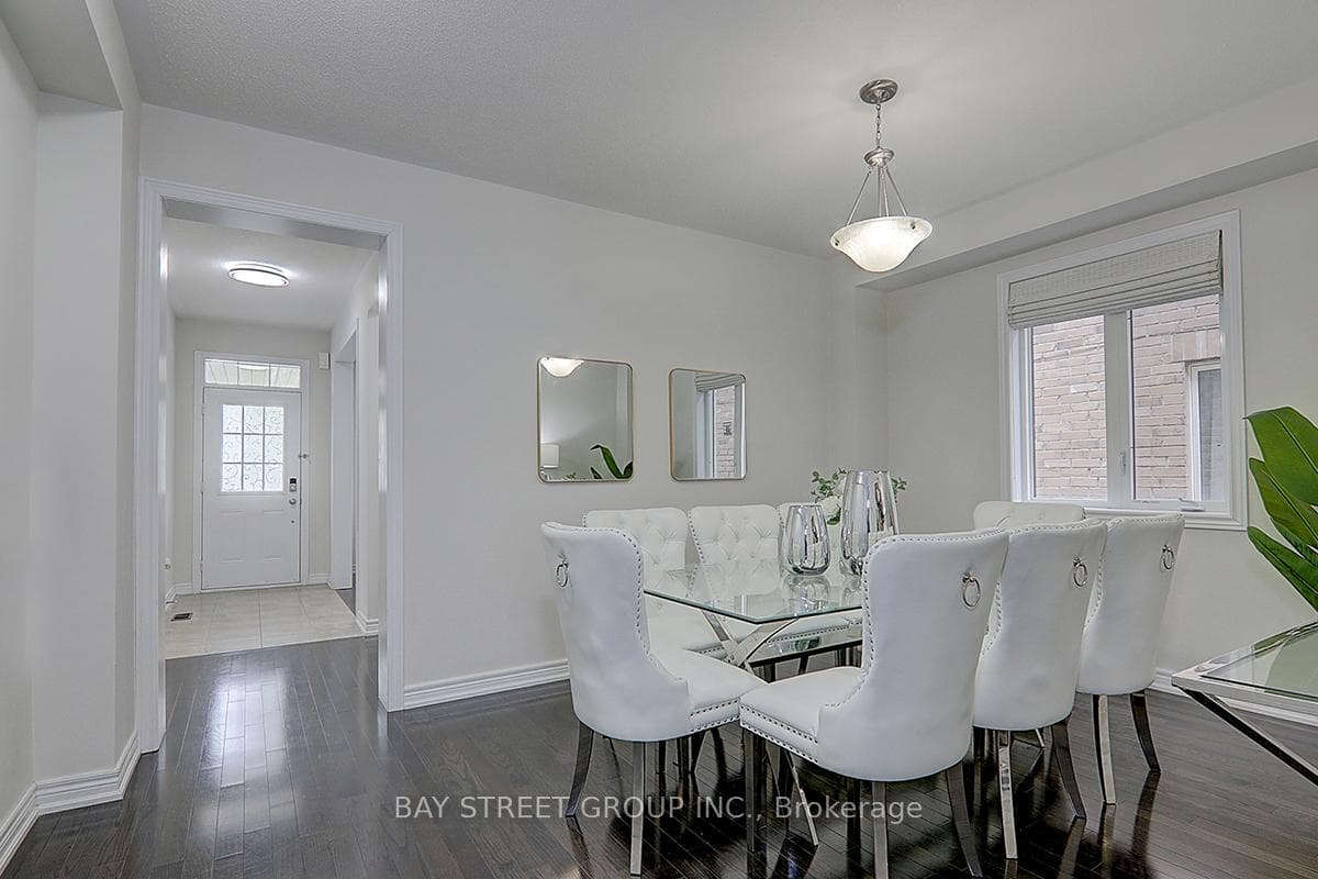 18 Begonia Street photo 8