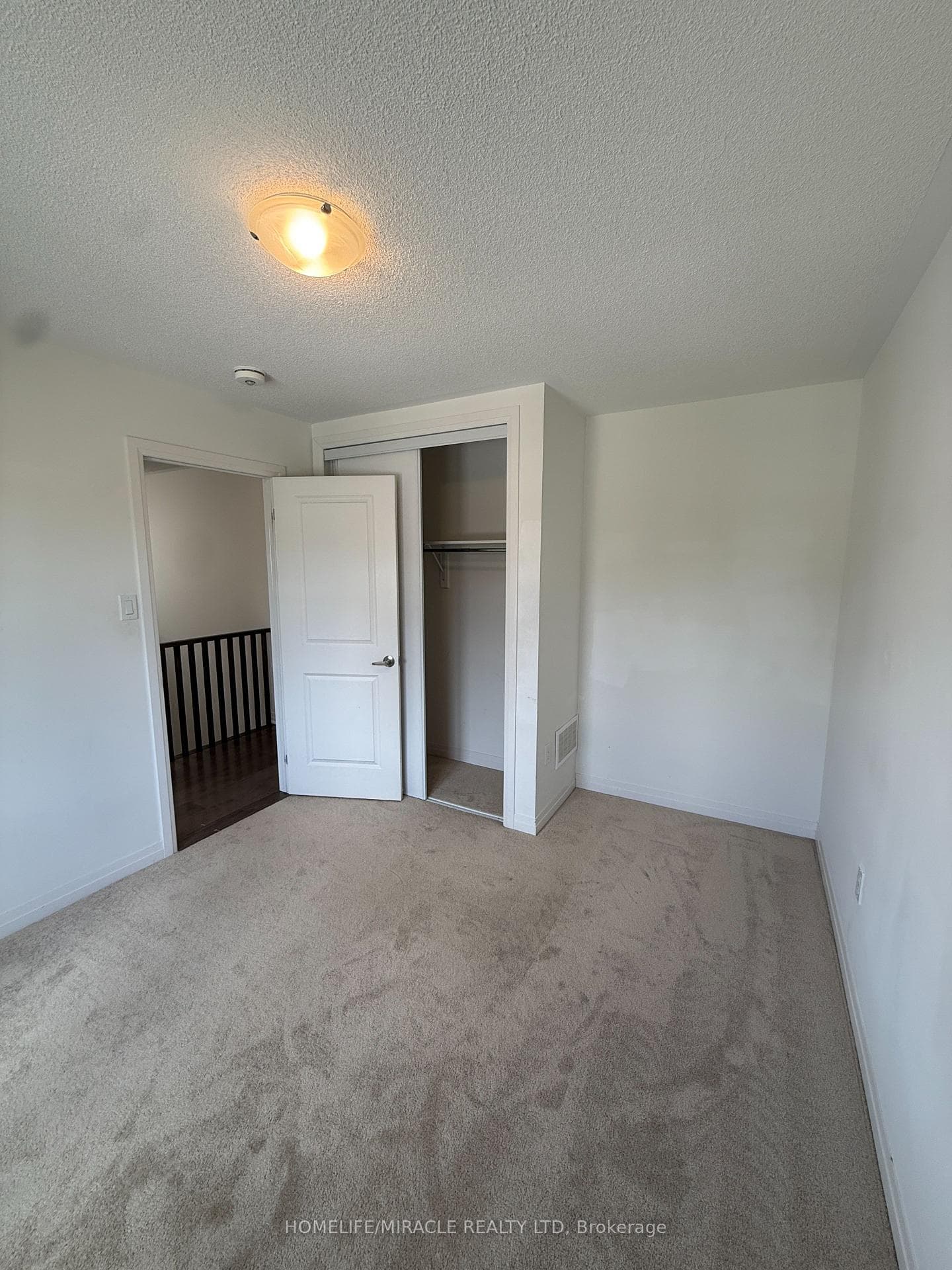 17 Casserley Crescent photo 36