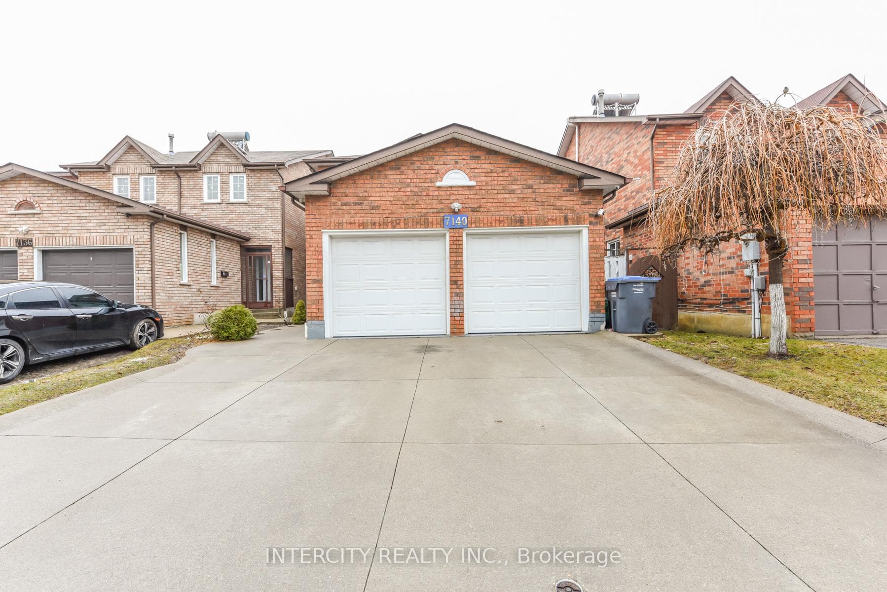 7140 Dalewood Drive photo 2