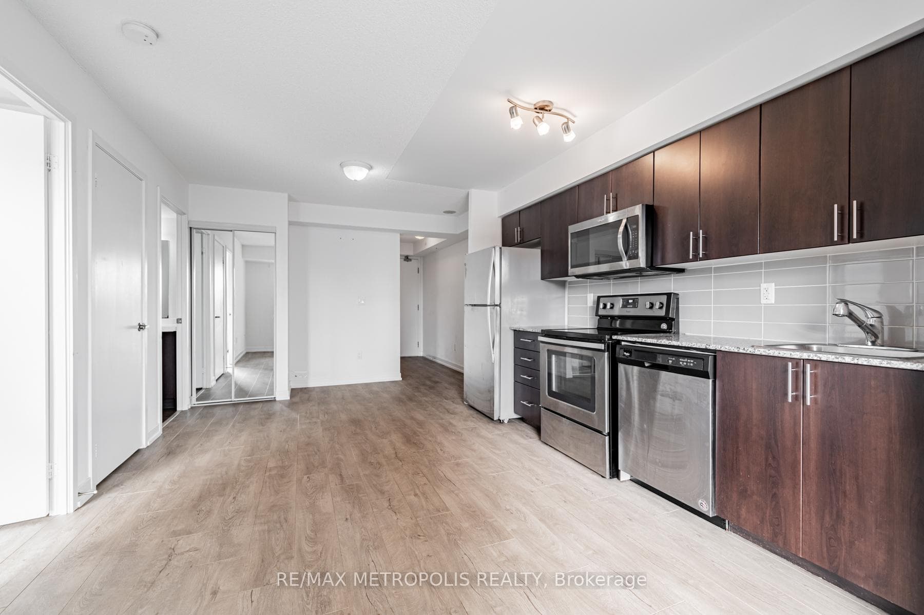 1420 Dupont Street Unit 616 photo 10