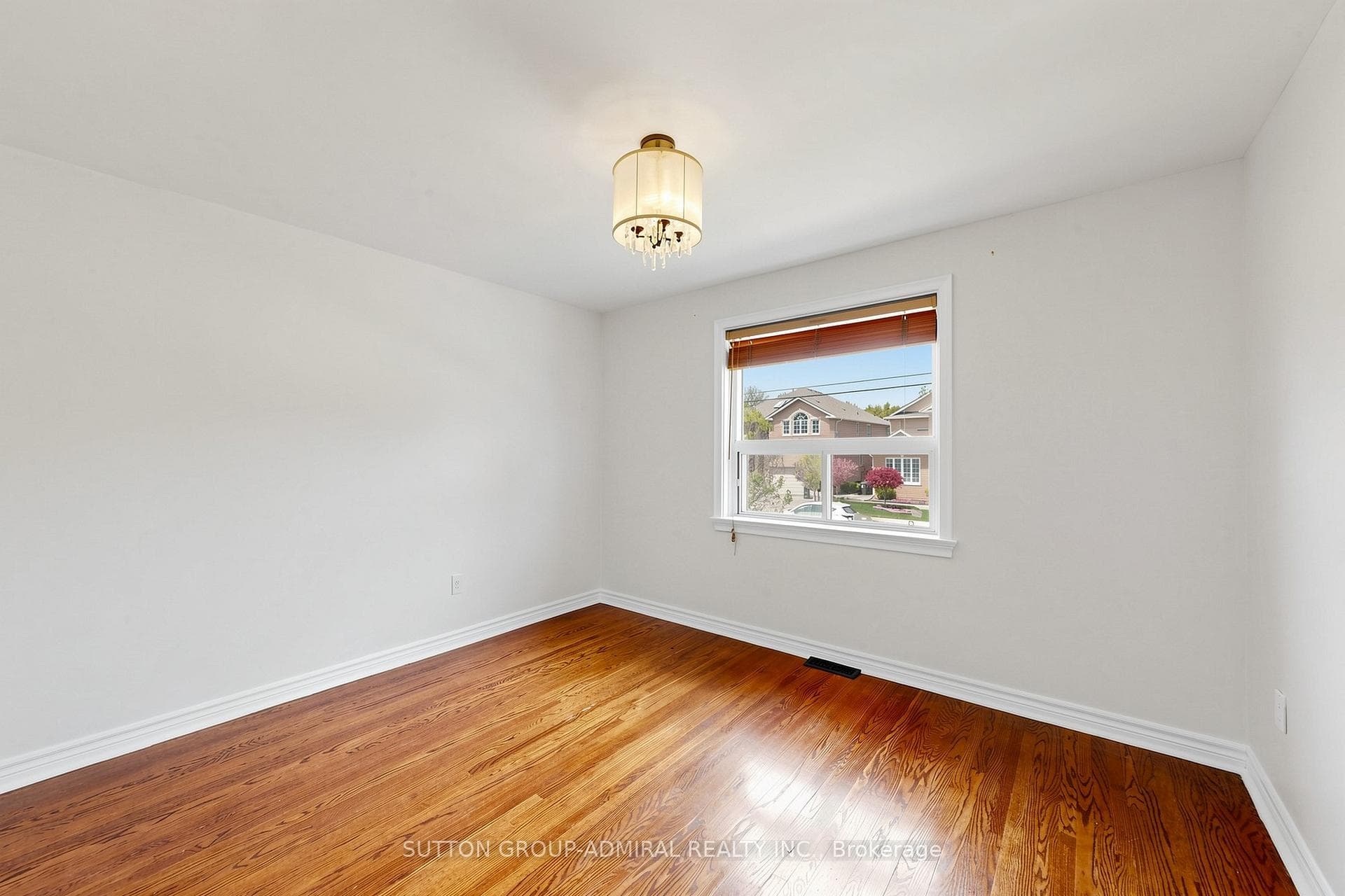 319 Patricia Avenue photo 19