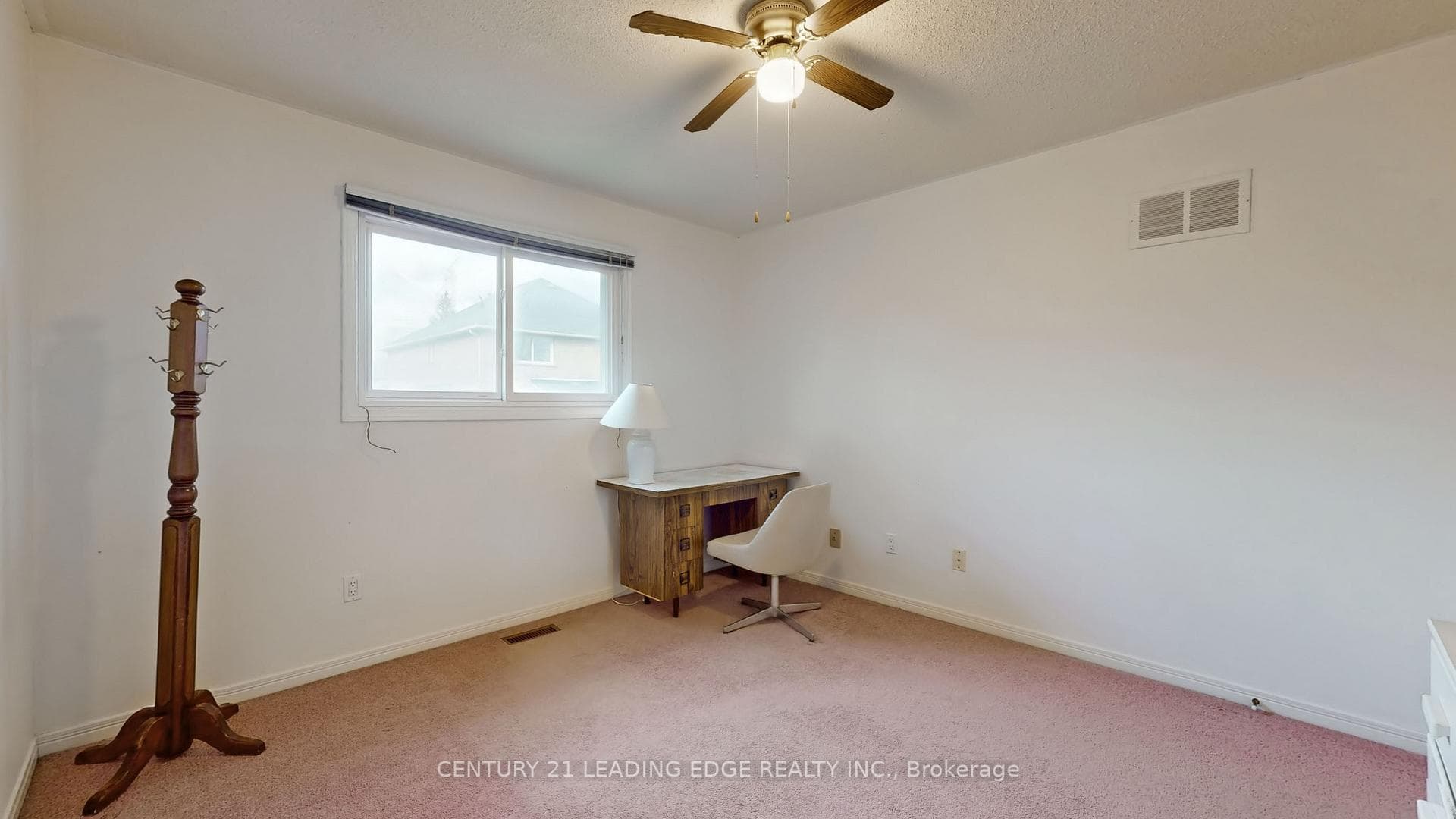 16 Glendale Road photo 32