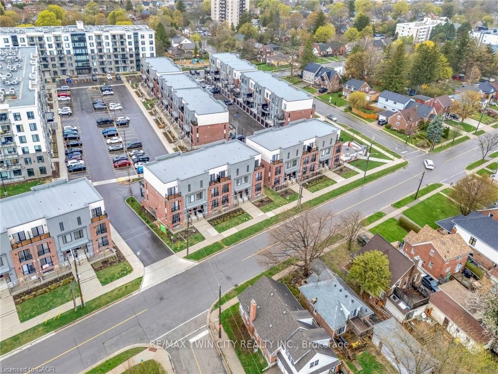 99 Roger Street Unit 53 photo 35