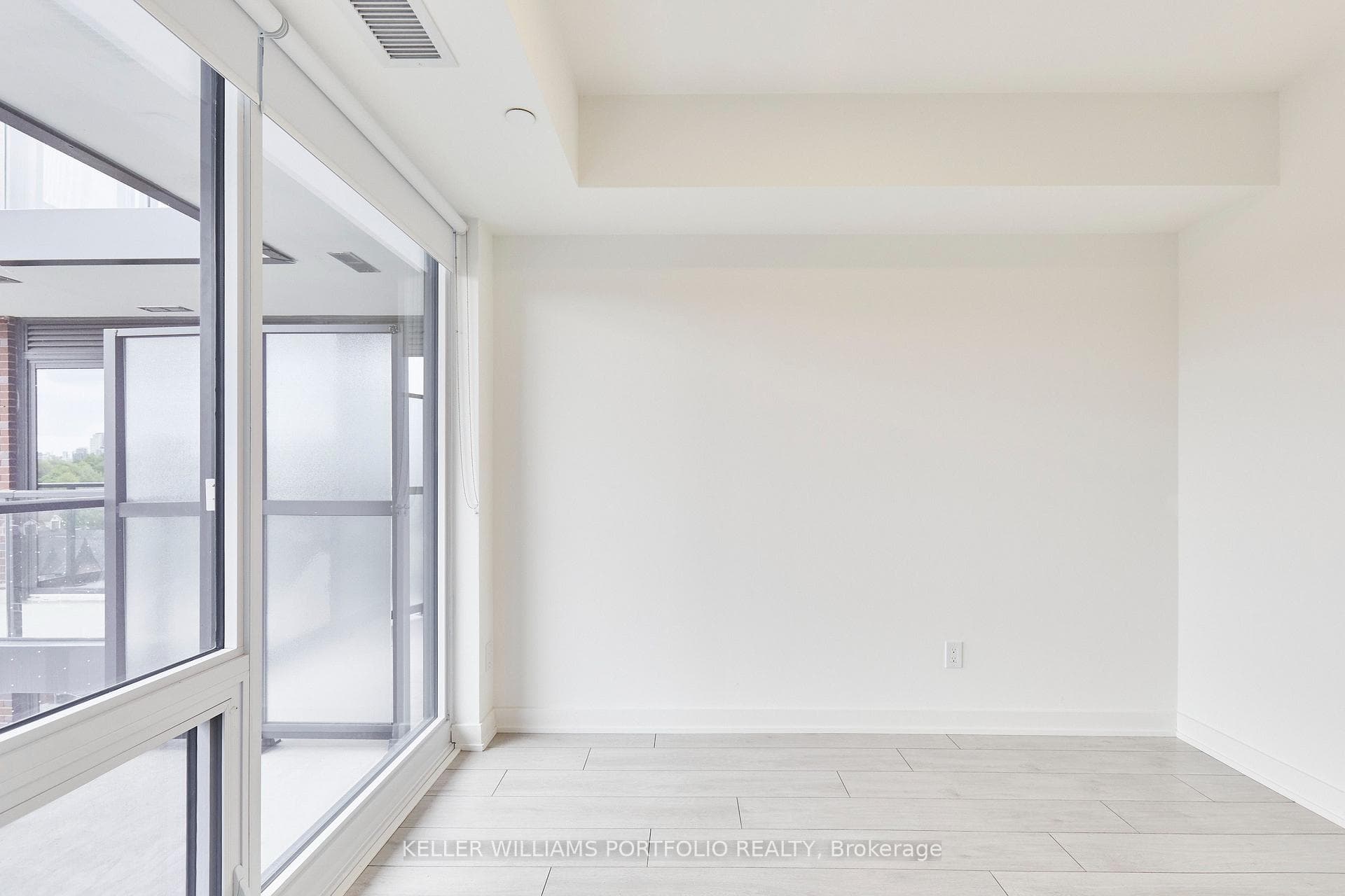 5 Lakeview Avenue Unit 520 photo 22