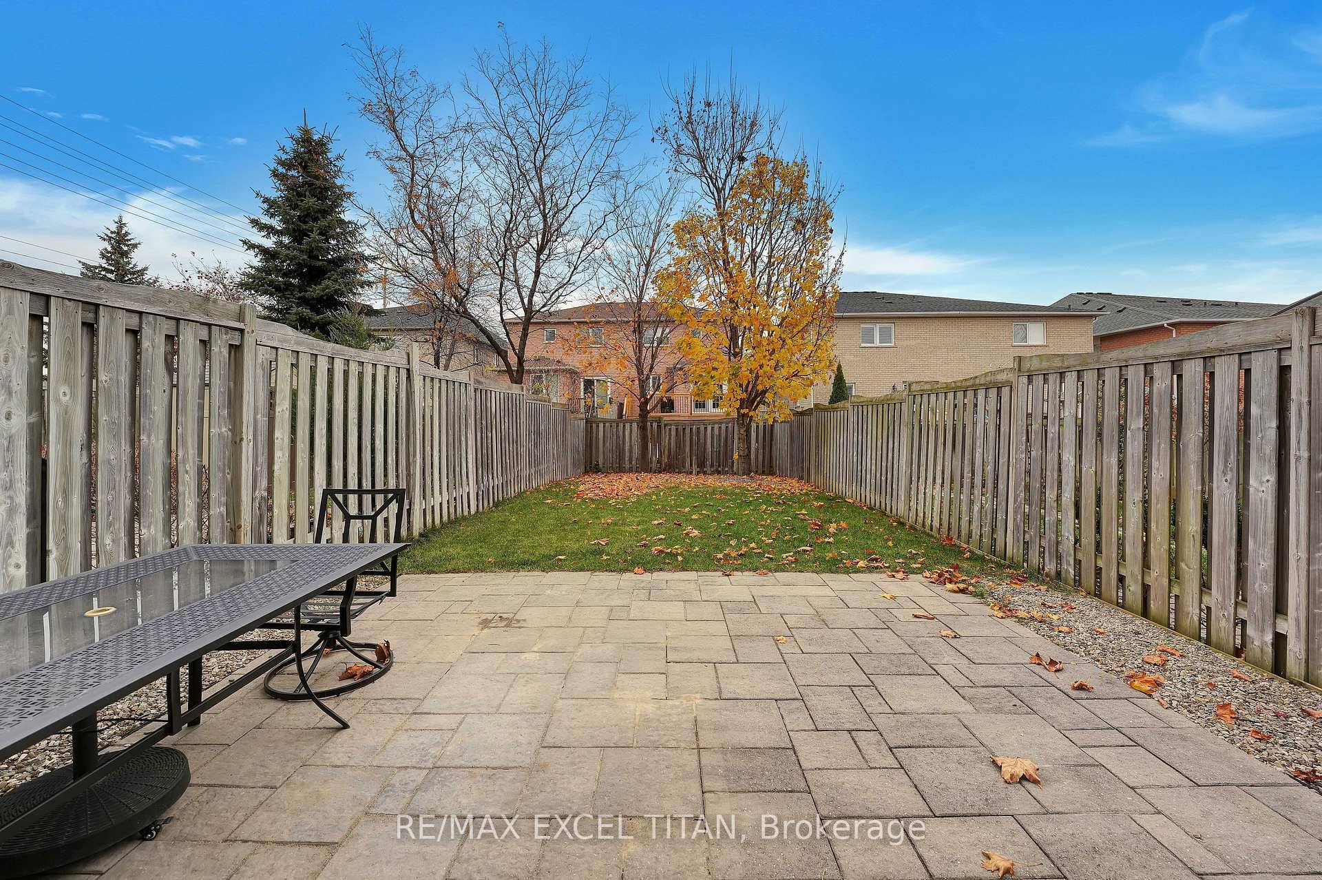 74 Giancola Crescent photo 11