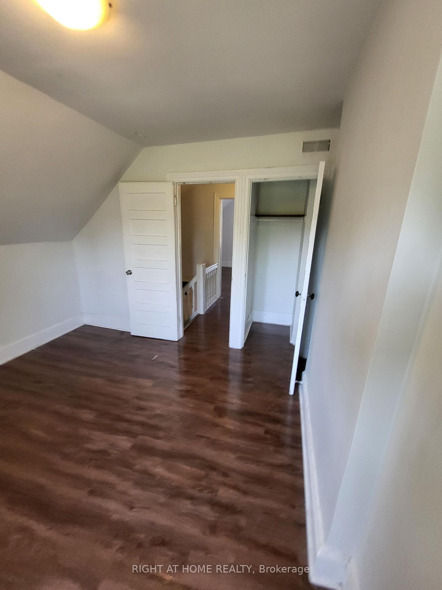 194 Beatrice Street Unit 2 photo 8