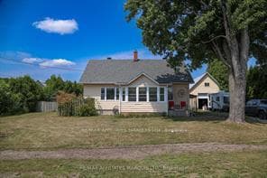 13039 Riverside Drive photo 2