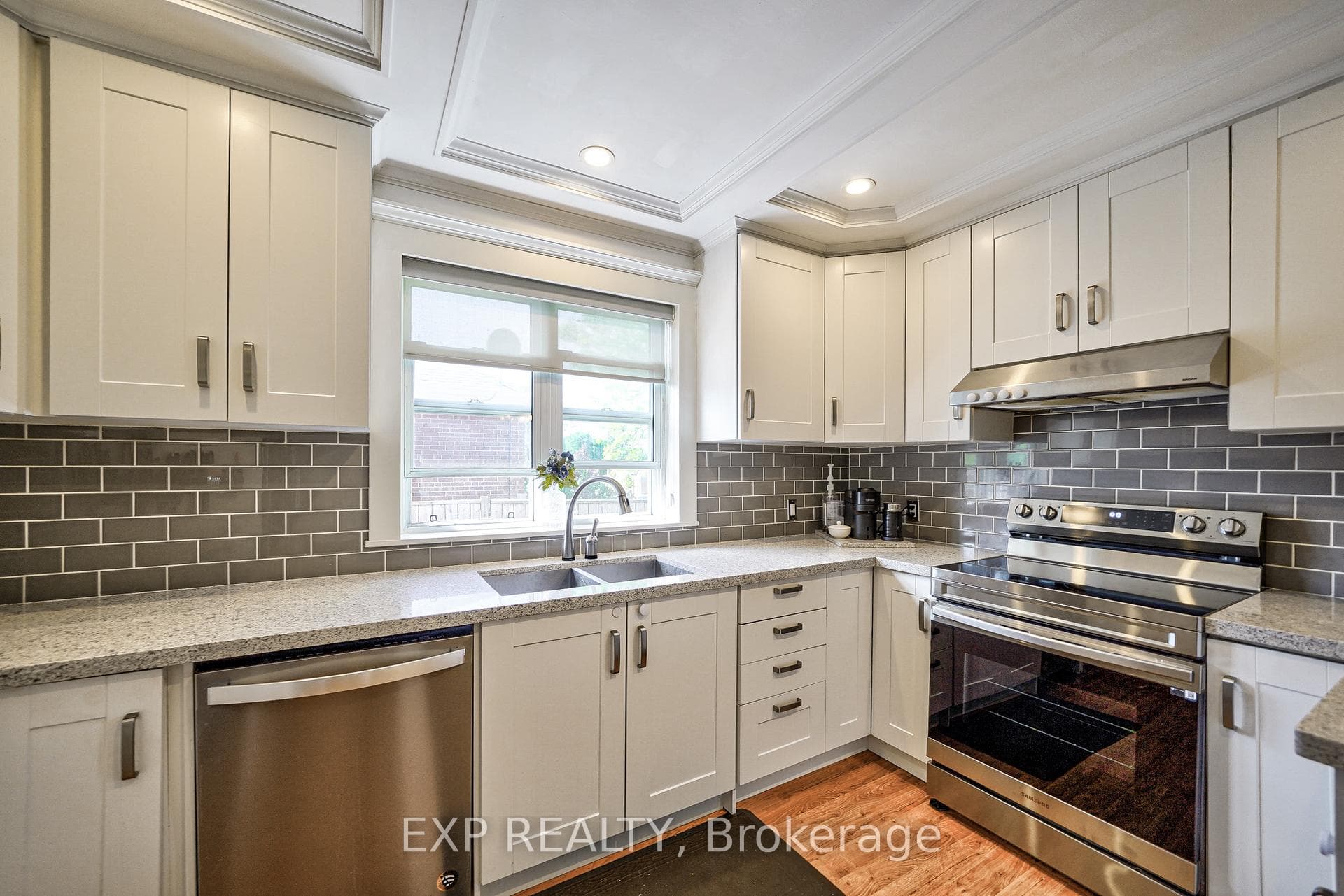 313 Baldwin Street photo 12