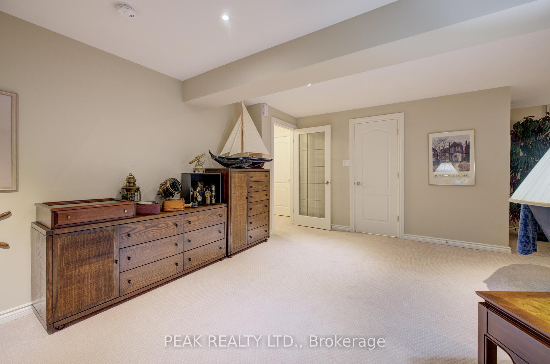 175 Stonecroft Way photo 34