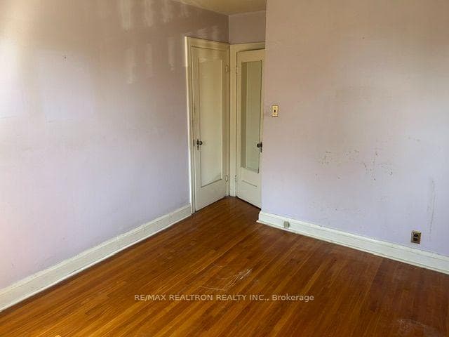 537 Glen Park Avenue photo 6