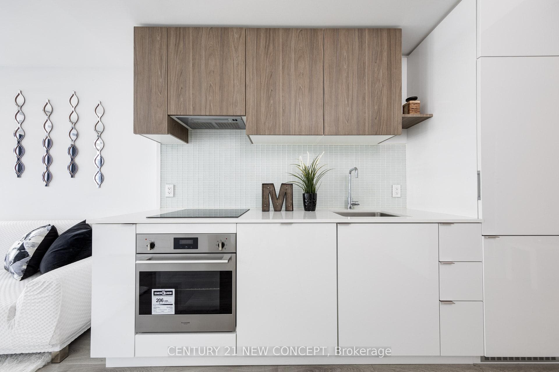 161 Roehampton Avenue Unit 3008 photo 4