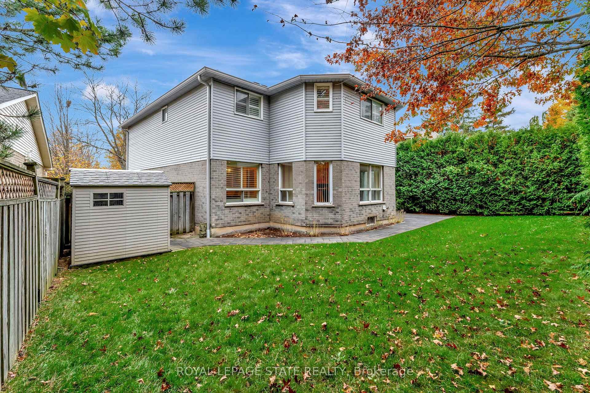 11 Willowtree Court photo 23