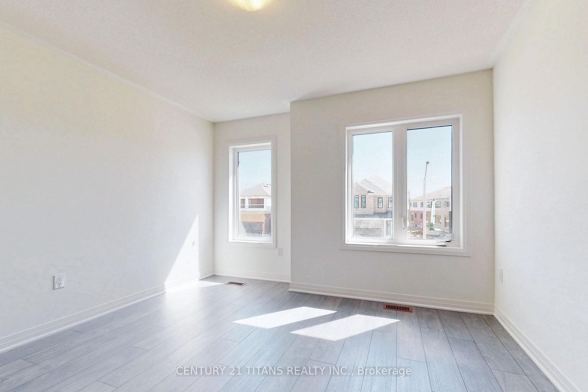 77 Shepherd Drive photo 31