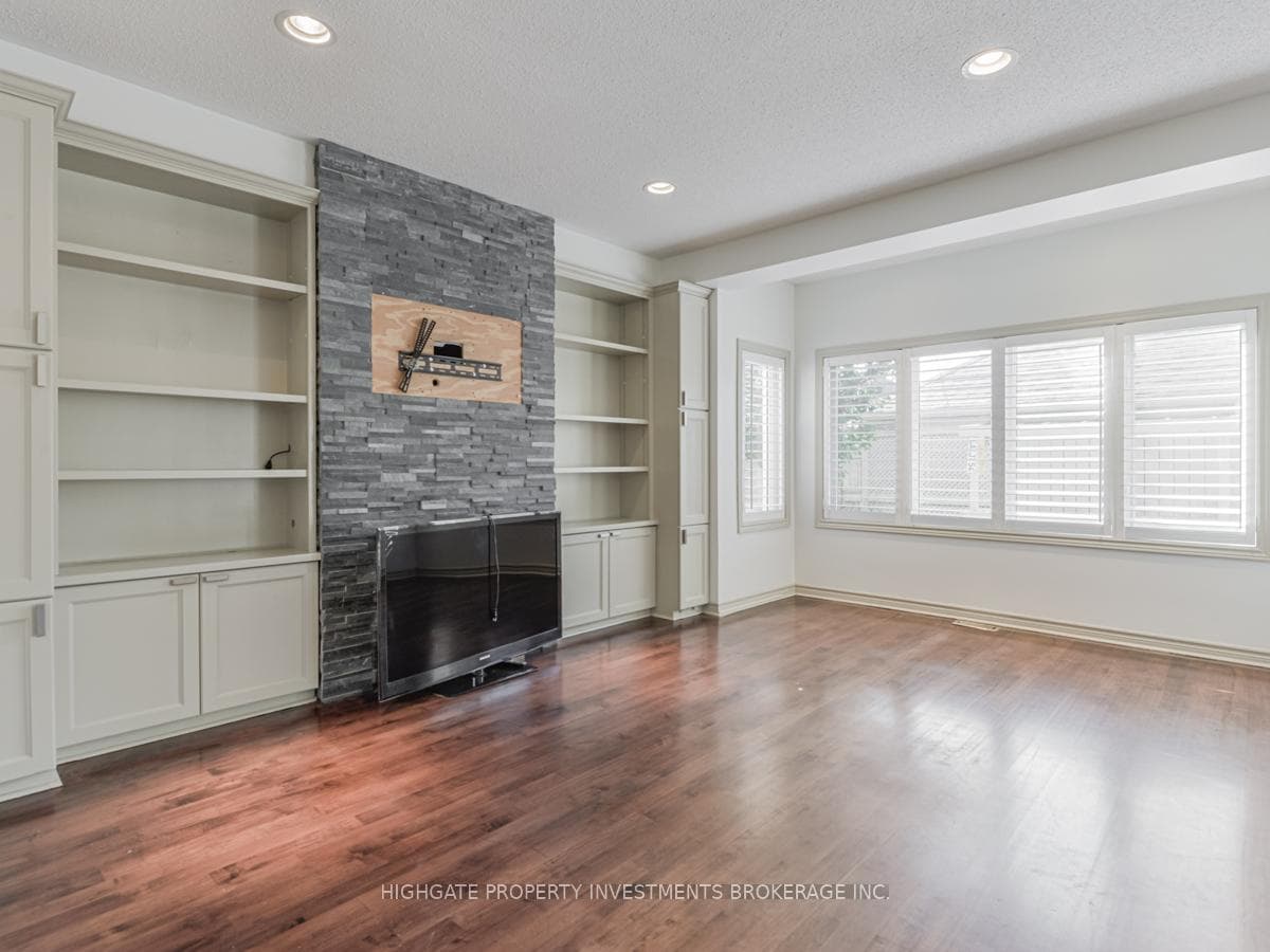 29 The Meadows Avenue photo 10